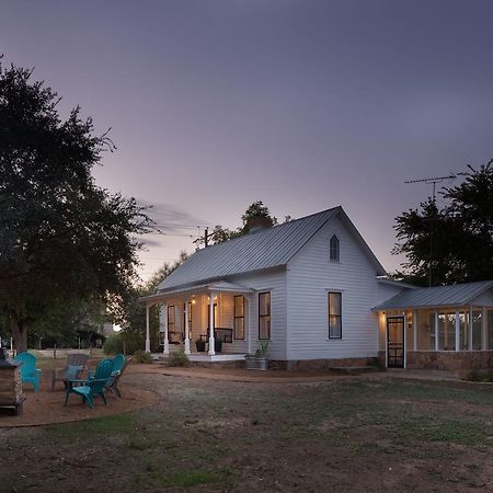 Mustard Seed B&B On The Llano Exterior foto