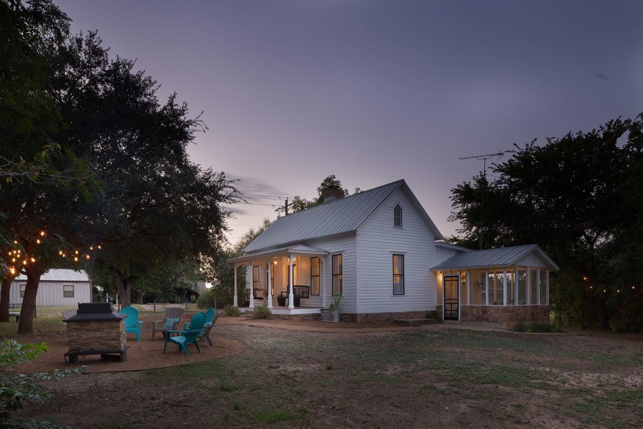 Mustard Seed B&B On The Llano Exterior foto